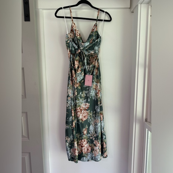 NWT Hello Molly Mariposa Midi Dress Sage - Small - Picture 4 of 7